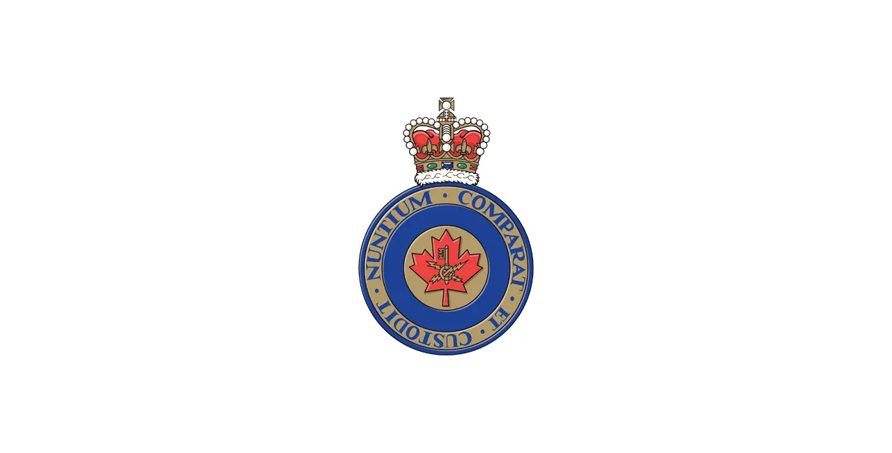 Logotipo del Centro de Seguridad de las Comunicaciones (CSE) de Canadá, que muestra una hoja de arce estilizada dentro de un escudo, acompañada del texto «CSE» y «Centro de Seguridad de las Comunicaciones de Canadá».